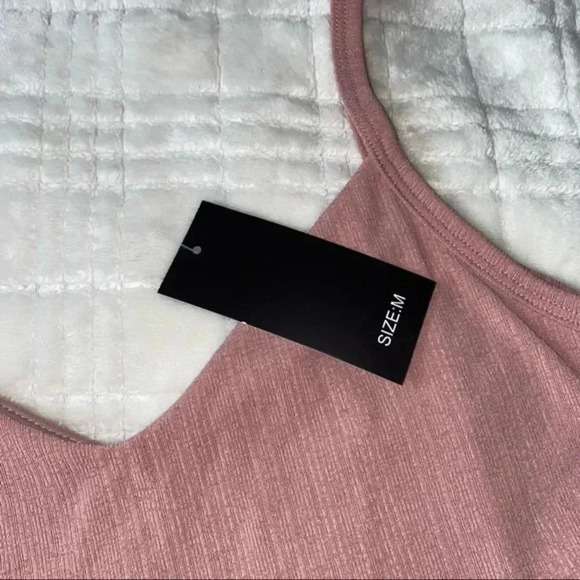 Mauve Pink Cropped Tank - Picture 2 of 5
